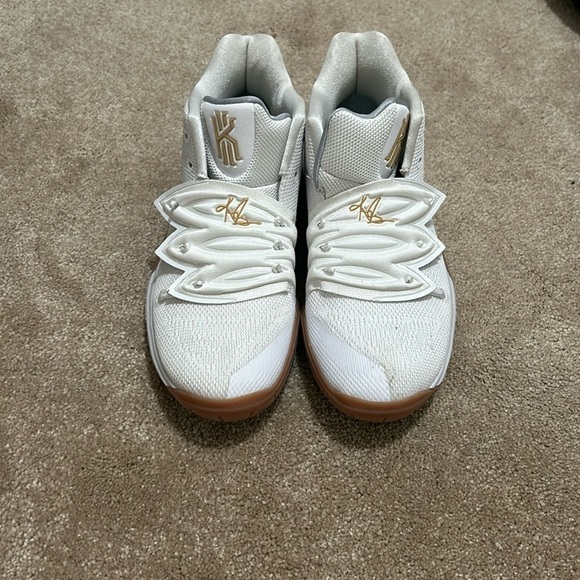Nike Other - size 4y boys nike kyrie irving shoes(fits size 5 women)